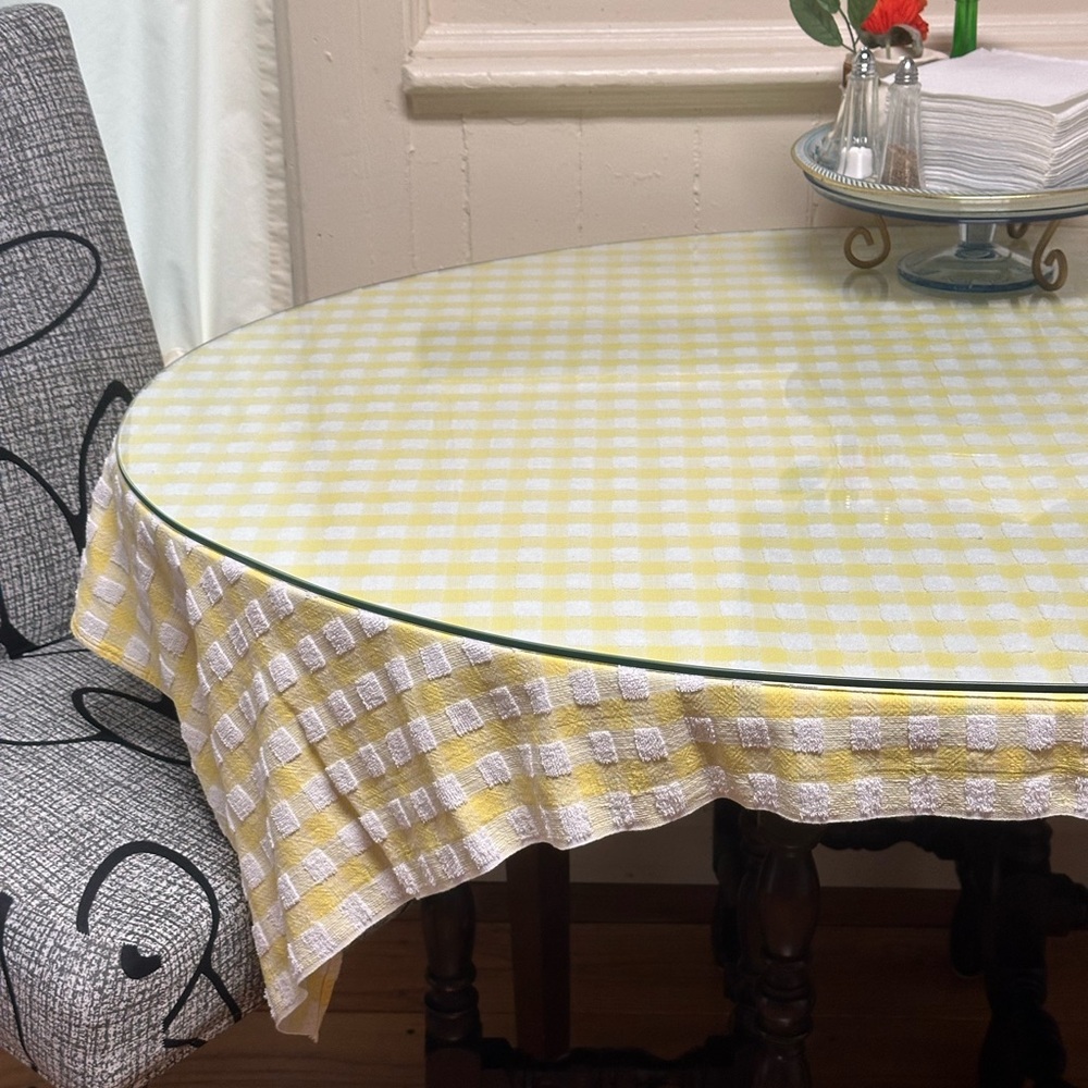 Tablecloth - Picture 4 of 6